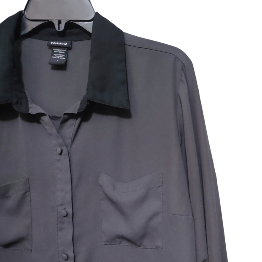 Torrid Gray Black Colorblock Sheer Button Down To… - image 4